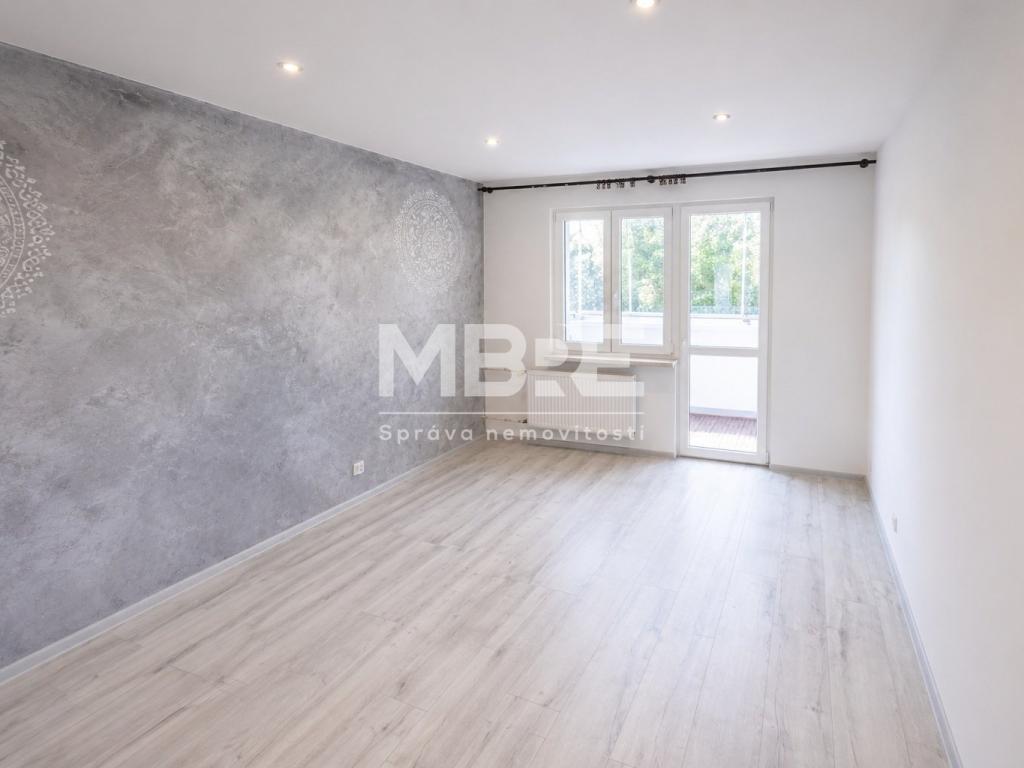 Pronájem bytu 2+1 52 m2
