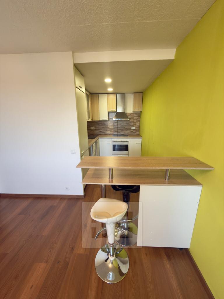 Pronájem bytu 3+kk 68 m2, Kladno – náhled fotky 2