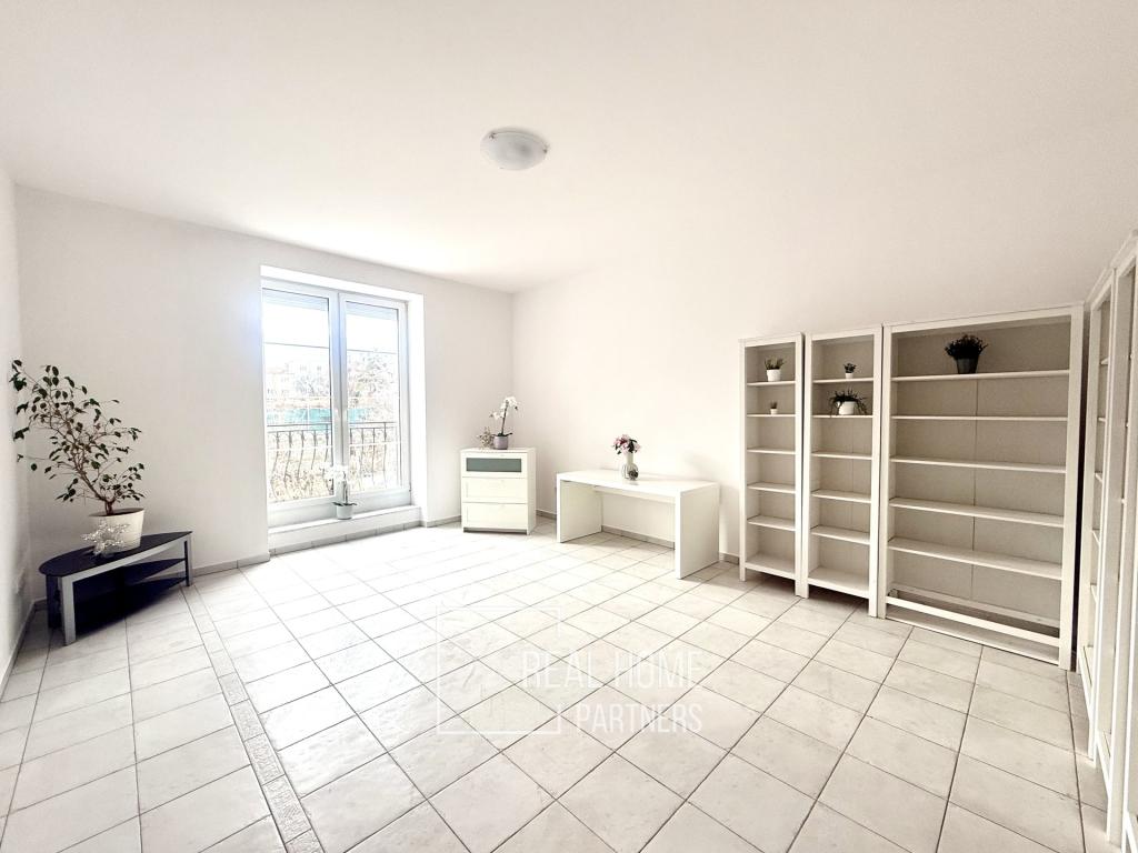 Prodej bytu 2+1 86 m² – pohled 3