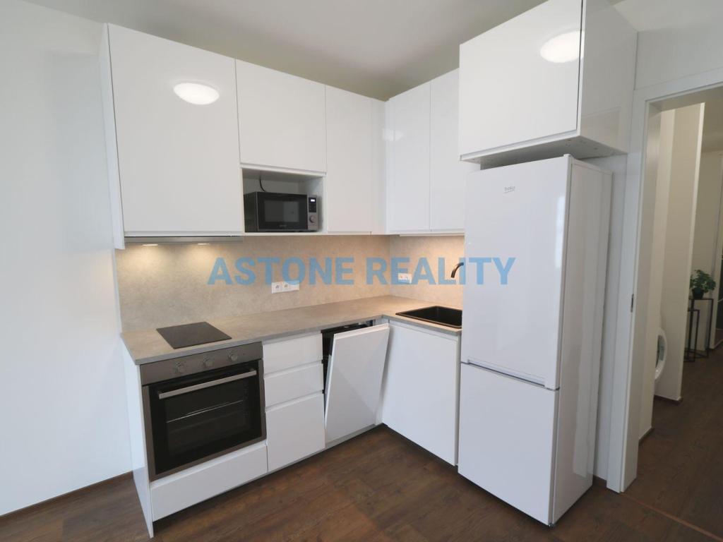 Pronájem bytu 2+kk 44 m2