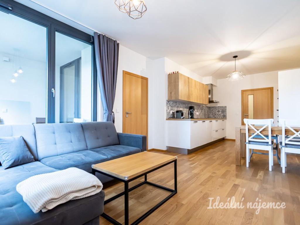 Pronájem bytu 2+kk 50 m2