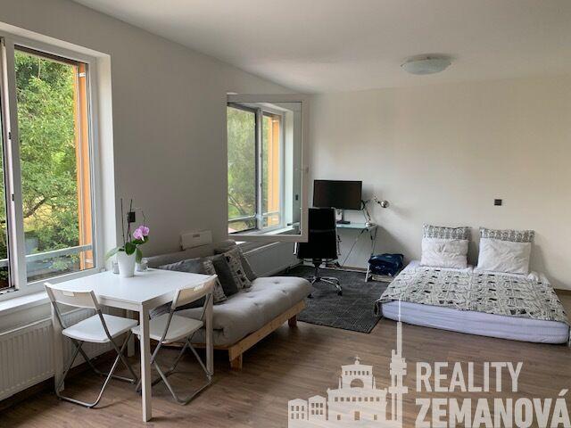 Pronájem bytu 1+kk 37 m2