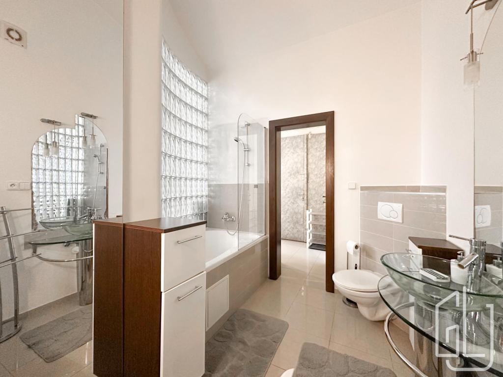 Pronájem bytu 2+1 60 m2