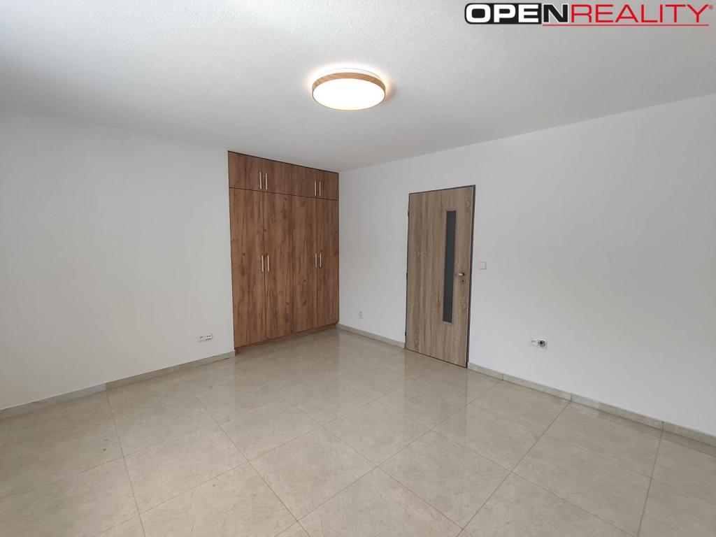 Pronájem bytu 1+1 50 m2
