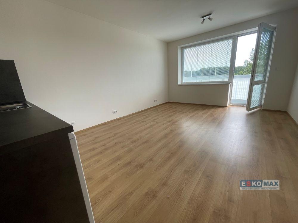 Pronájem bytu 1+kk 32 m2