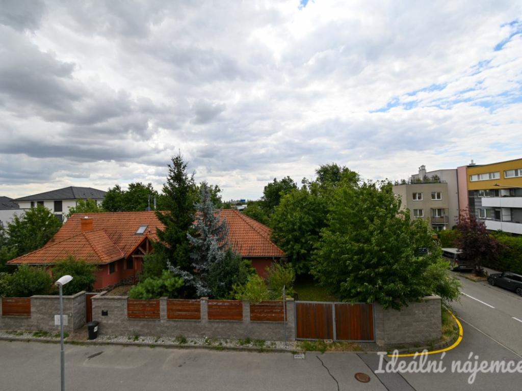 Pronájem bytu 2+kk 34 m2, Brno – náhled fotky 12
