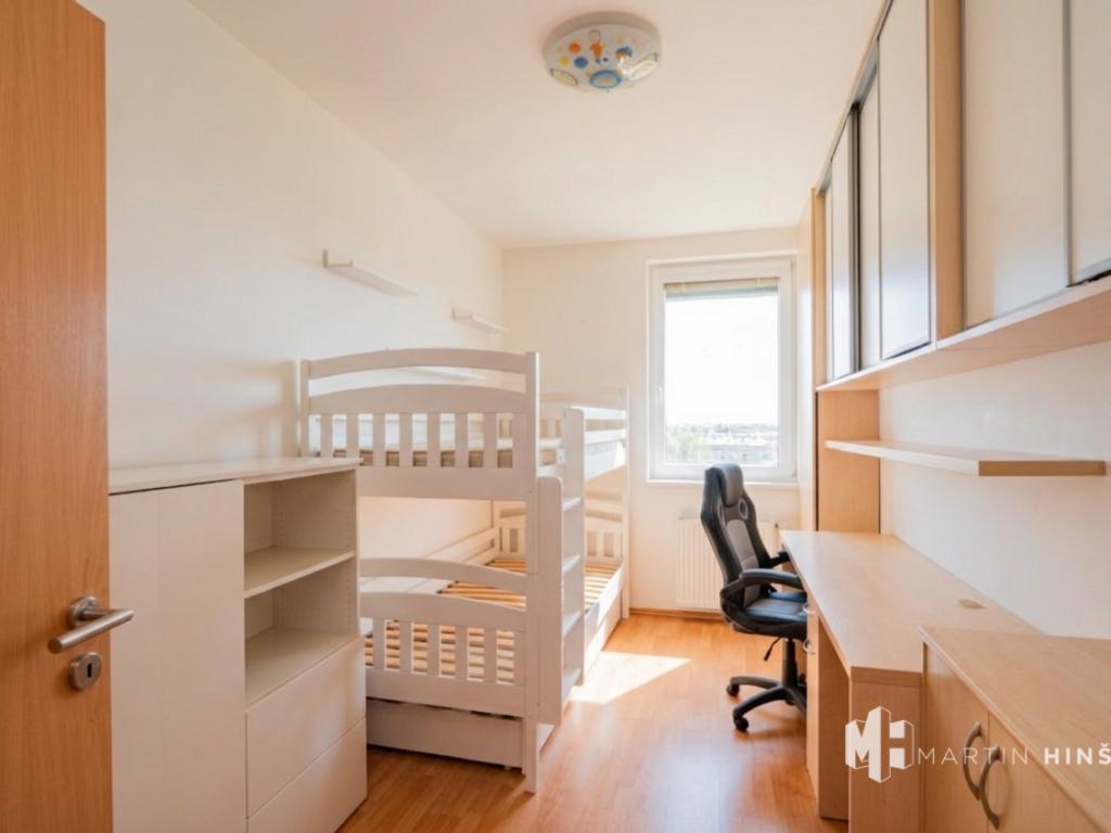 Pronájem bytu 3+kk 72 m2, Praha – náhled fotky 10