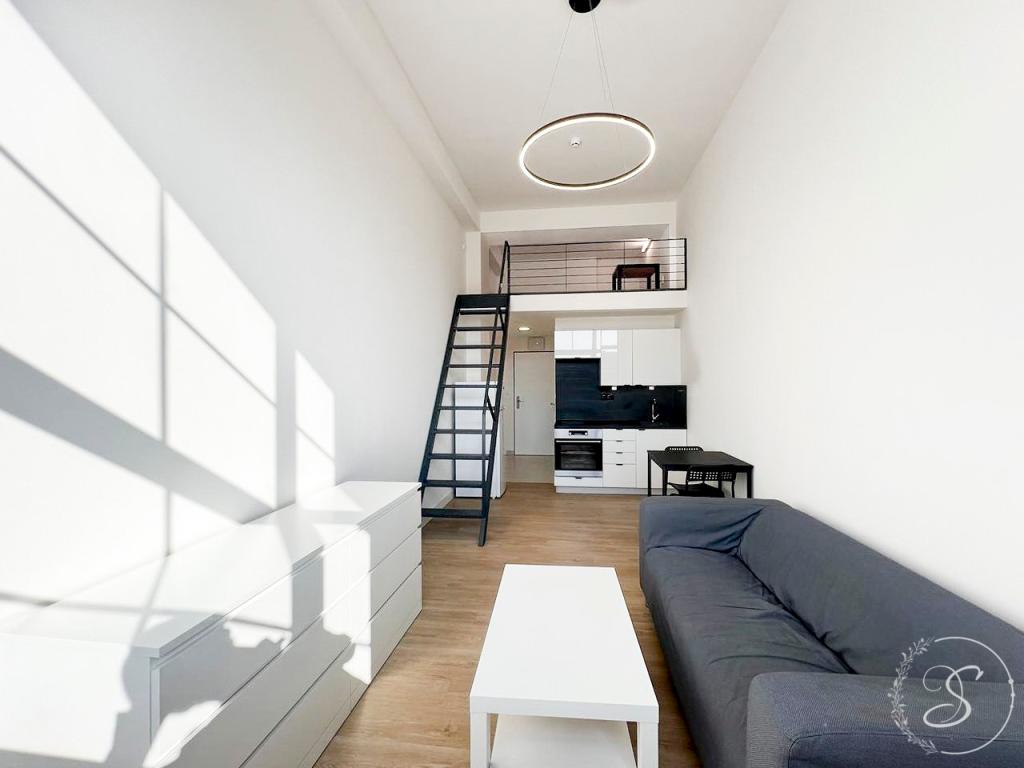 Pronájem bytu 1+kk 32 m2