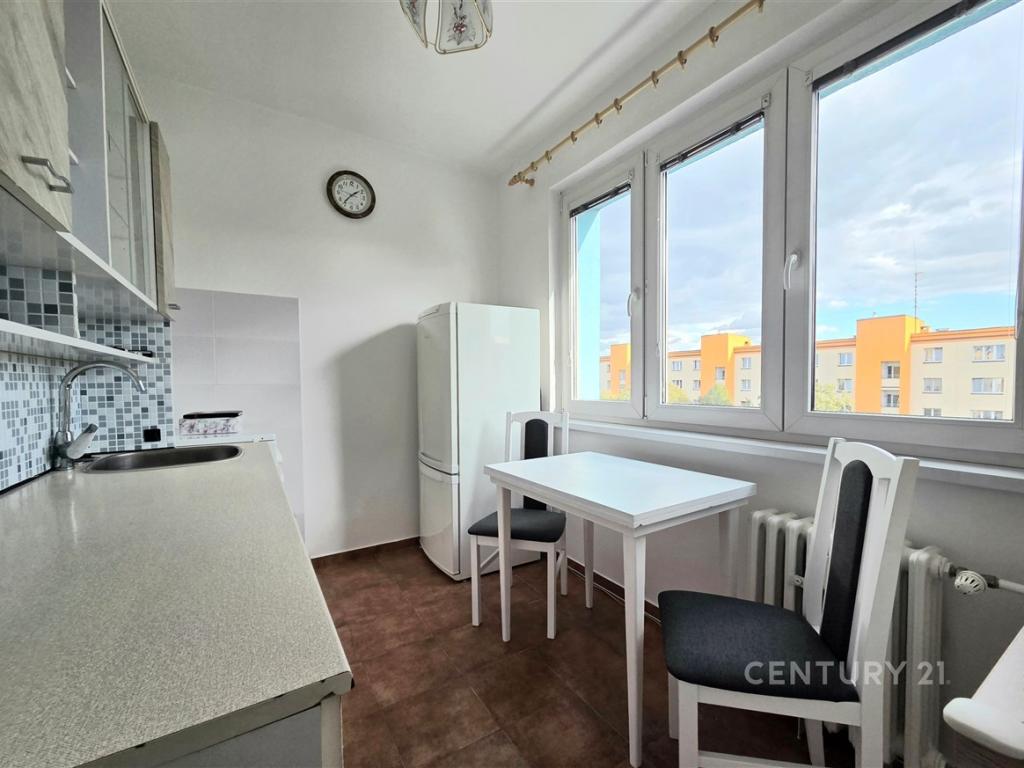 Pronájem bytu 2+1 52 m2