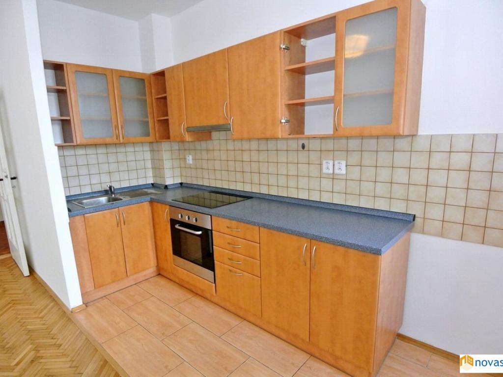 Pronájem bytu 1+kk 39 m2
