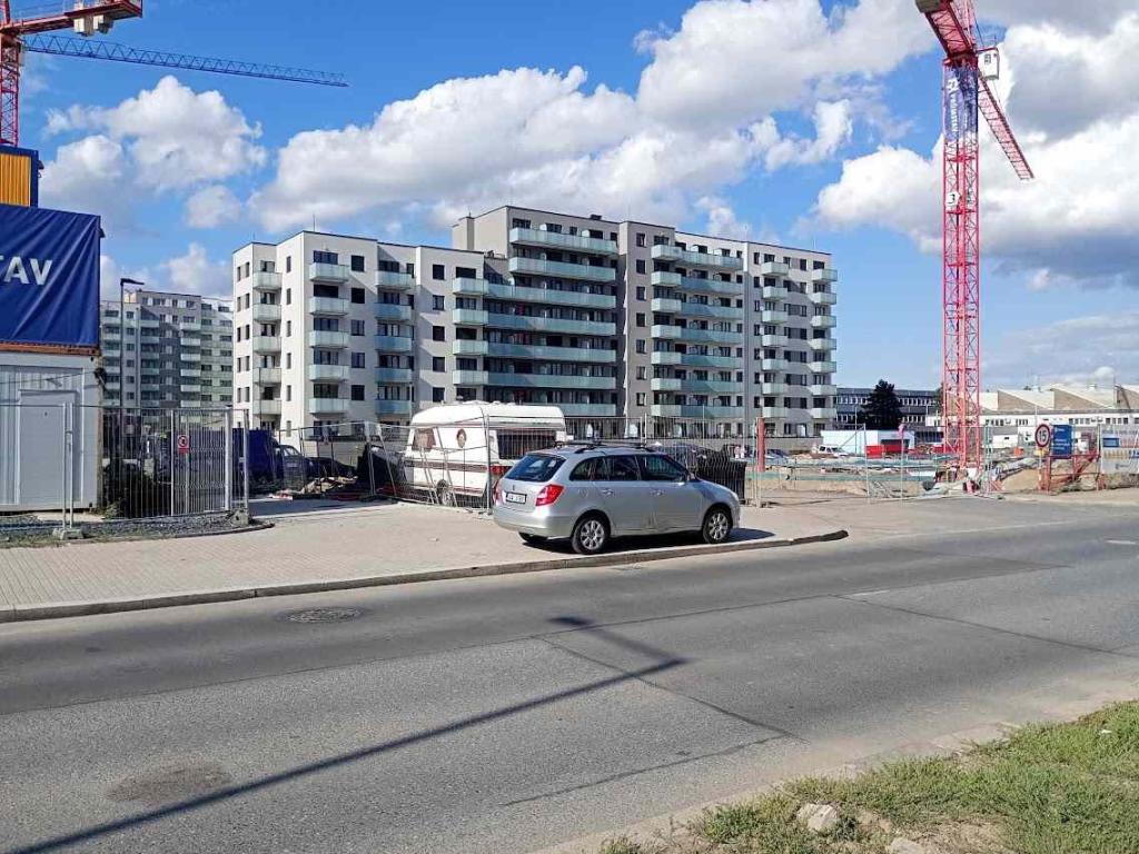 Pronájem bytu 2+kk 43 m2, Praha – náhled fotky 14