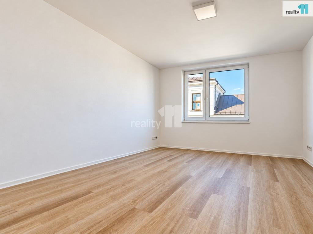 Pronájem bytu 3+kk 106 m2