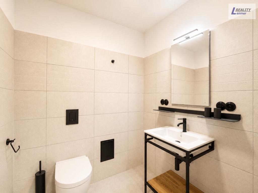Pronájem bytu 1+kk 48 m2, Jince – náhled fotky 7