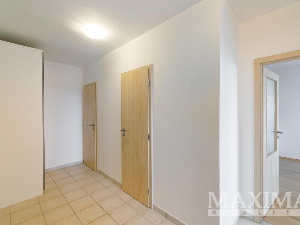 Pronájem bytu 3+kk 67 m2, Praha – náhled fotky 15