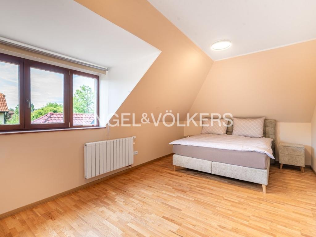 Pronájem domu 288 m2, Praha – náhled fotky 10