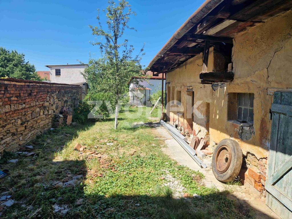 Listing 1