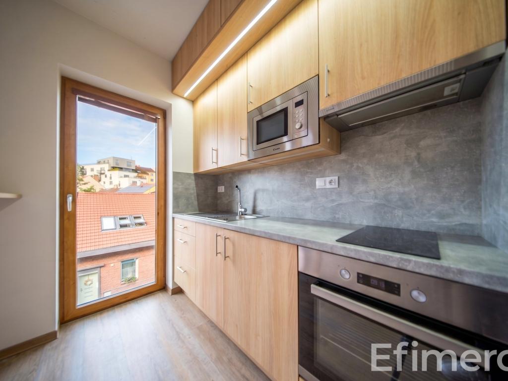 Pronájem bytu 1+kk 23 m2