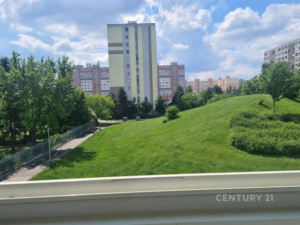 Pronájem bytu 2+kk 50 m2
