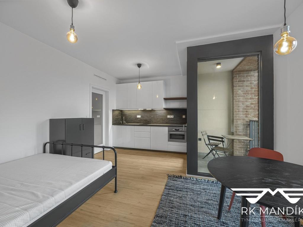 Pronájem bytu 1+kk 28 m2, Praha – náhled fotky 7