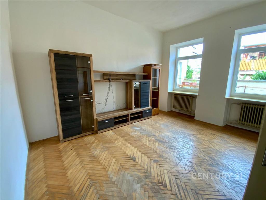 Pronájem bytu 1+1 50 m2