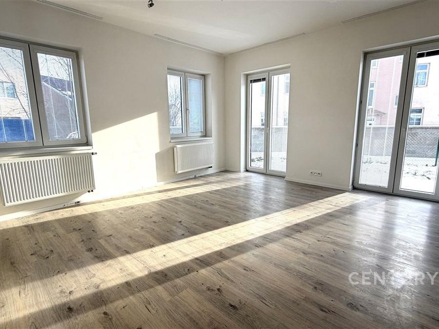 Pronájem bytu 2+kk 69 m2