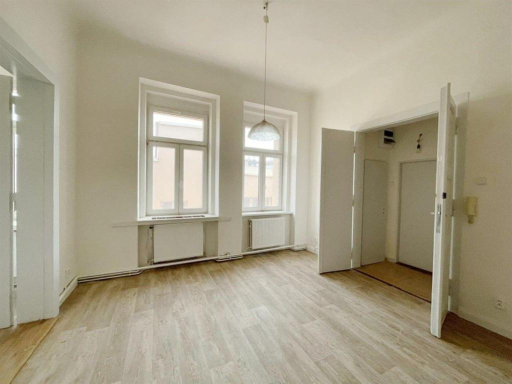 Pronájem bytu 3+kk 75 m2
