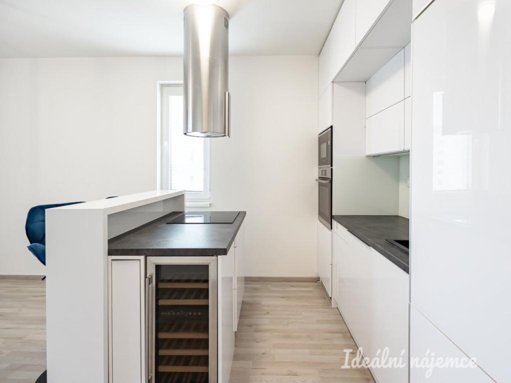 Pronájem bytu 2+kk 50 m2