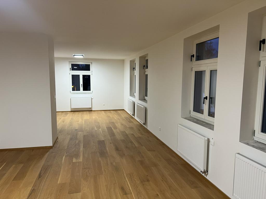 Pronájem bytu 5+kk 180 m2