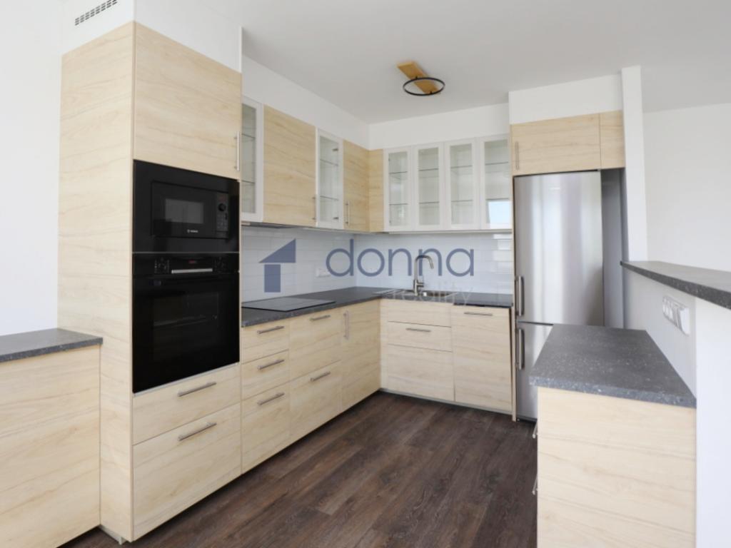 Pronájem bytu 3+kk 68 m2