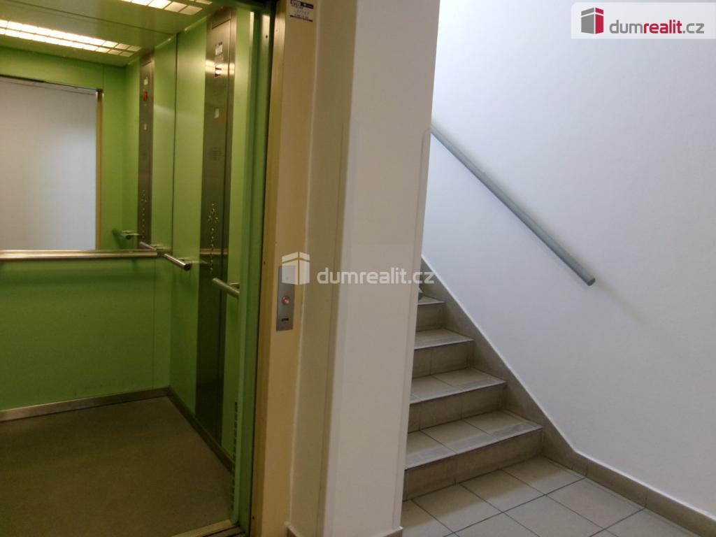 Pronájem bytu 1+kk 39 m2