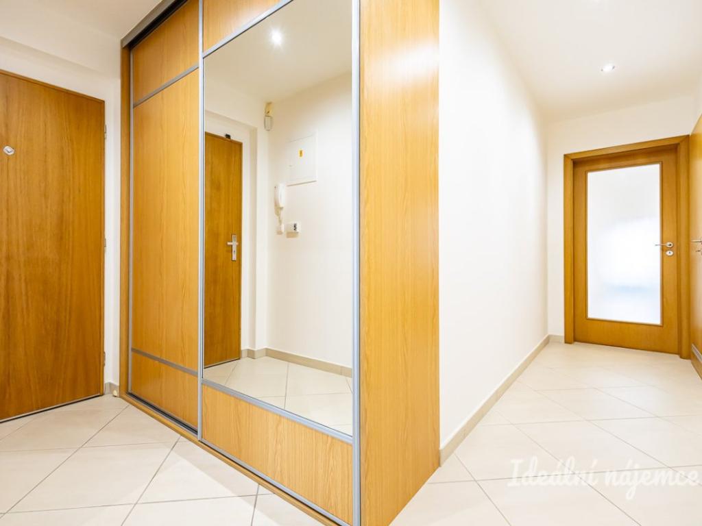 Pronájem bytu 2+kk 56 m2