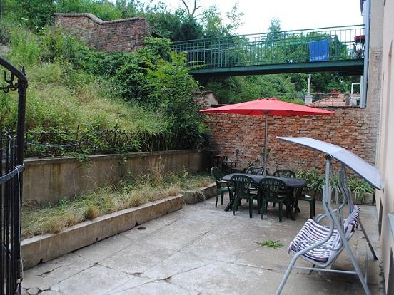 Spolubydleni bytu celý pokoj 140 m2