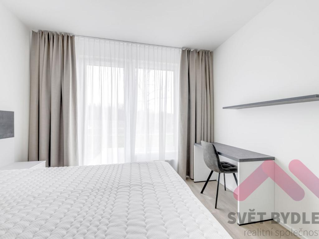 Pronájem bytu 3+kk 67 m2, Praha – náhled fotky 9