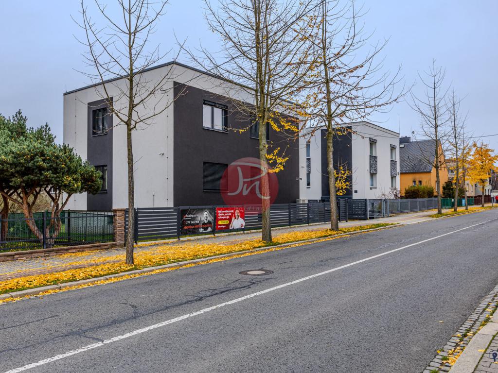 Pronájem bytu 6 a více 194 m2