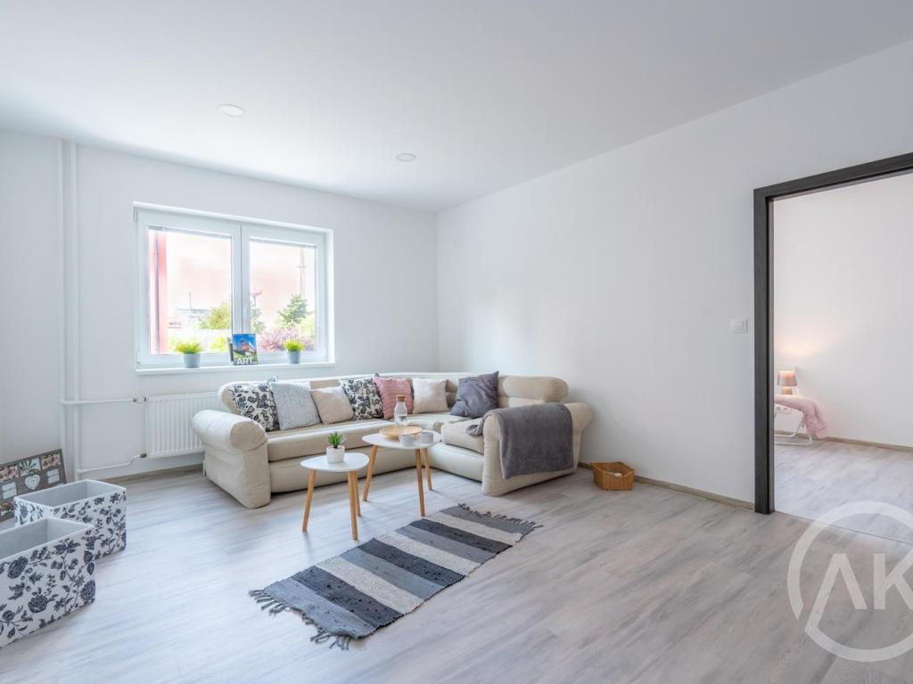 Pronájem bytu 2+1 51 m2