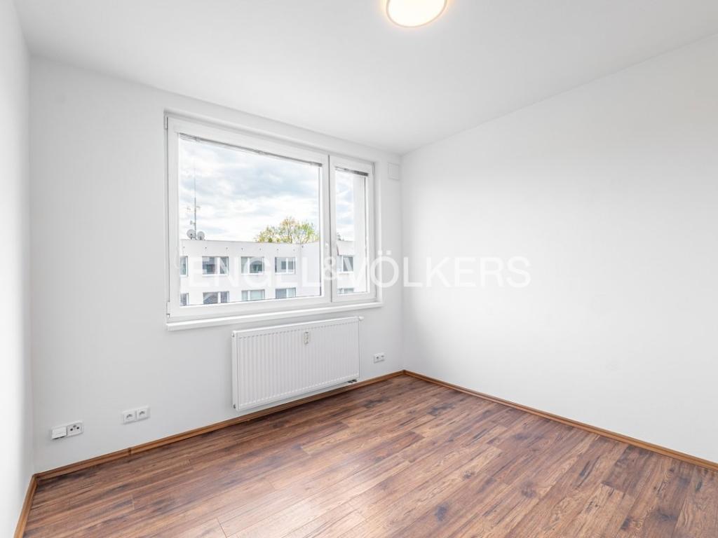 Pronájem bytu 3+kk 74 m2