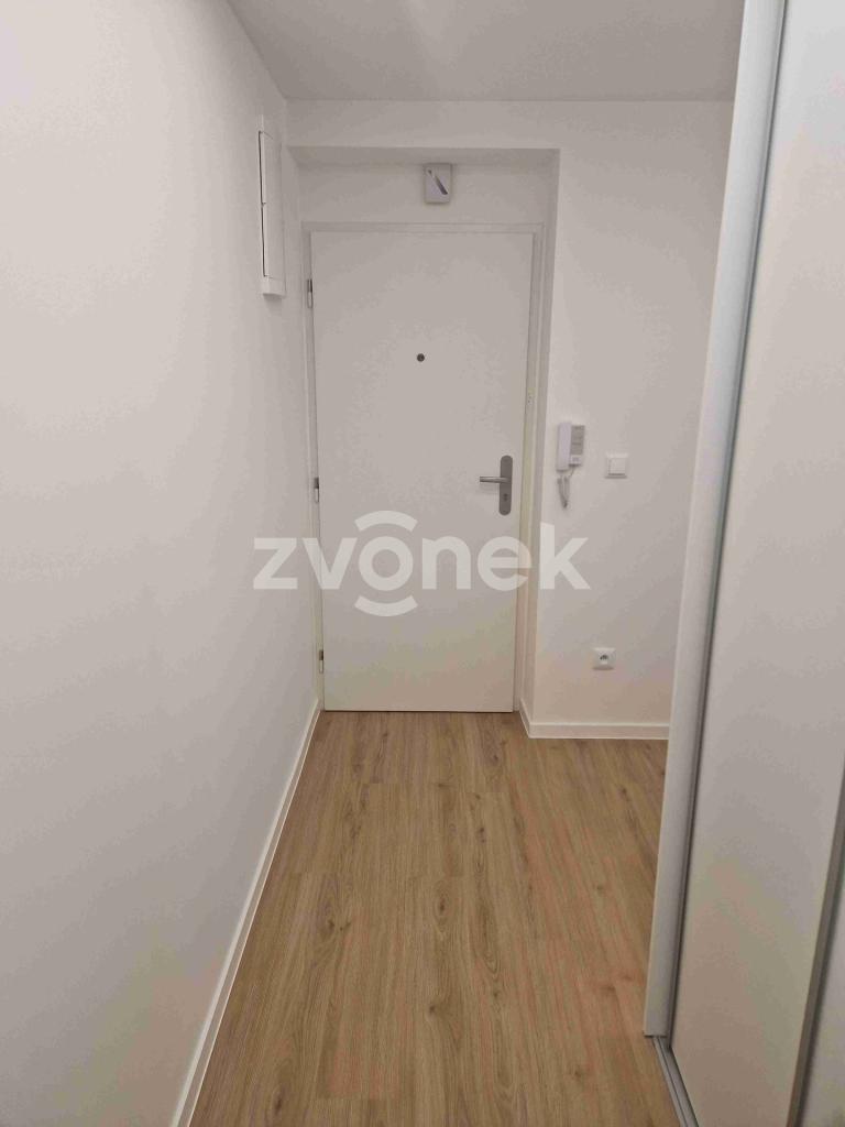 Pronájem bytu 3+kk 62 m2