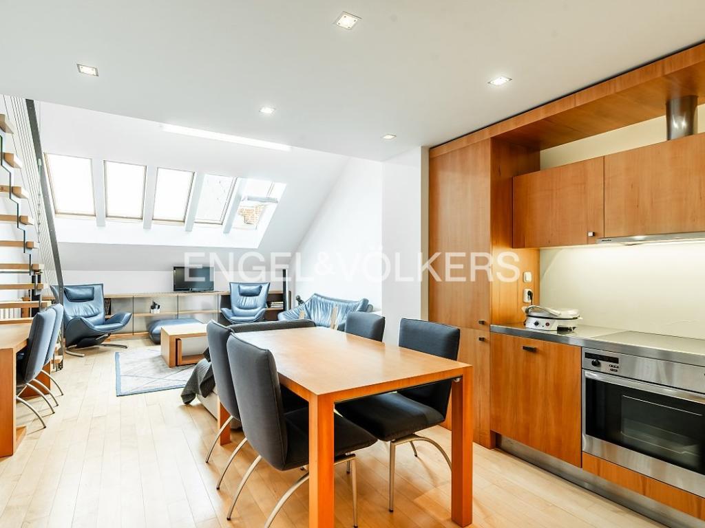 Pronájem bytu 4+kk 135 m2