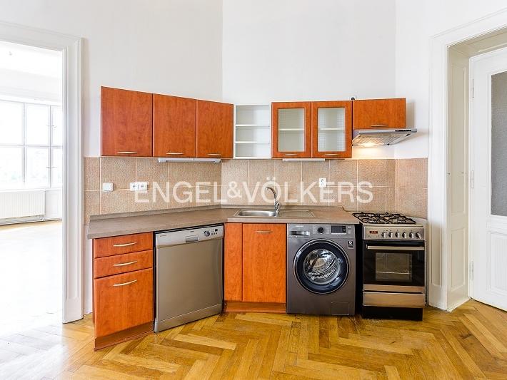 Pronájem bytu 3+kk 83 m2