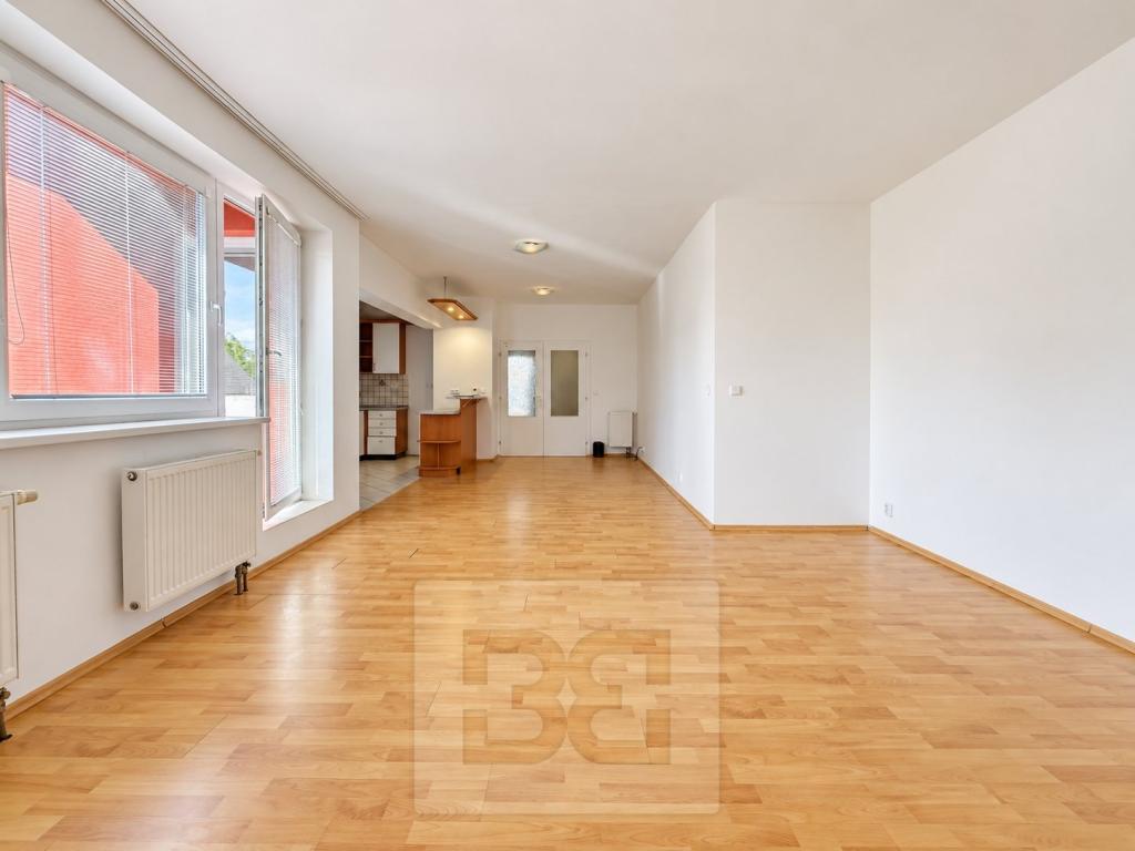 Pronájem bytu 2+kk 69 m2, Zlín – náhled fotky 3