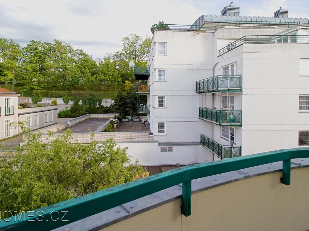 Pronájem bytu 1+kk 53 m2