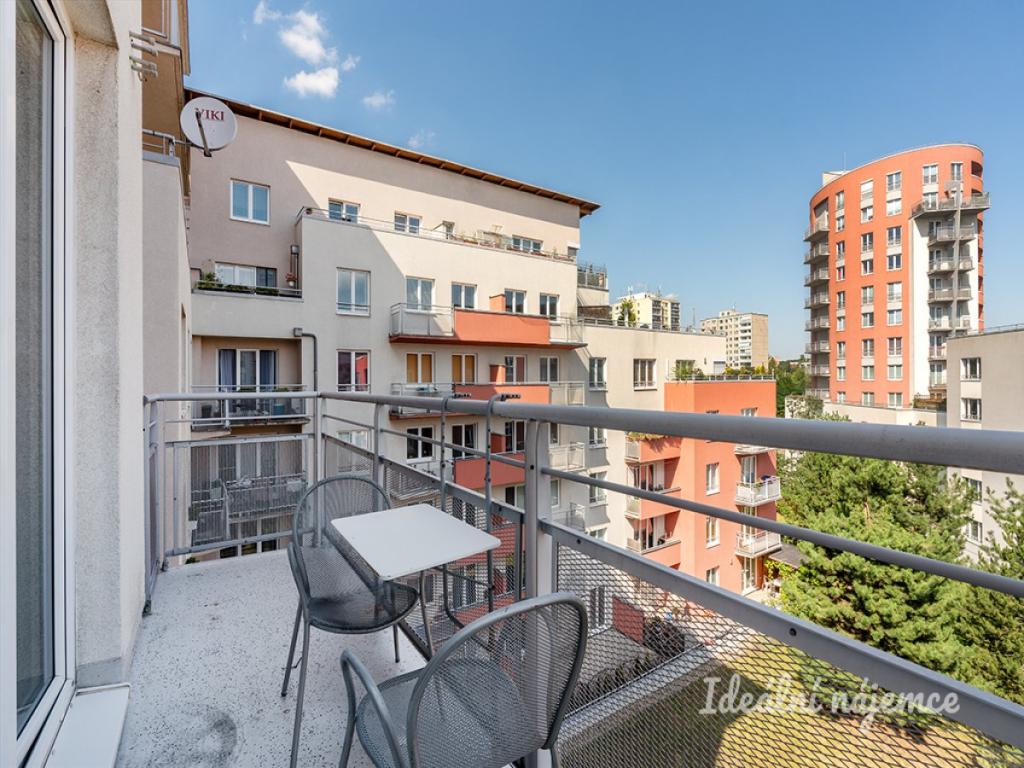 Pronájem bytu 2+kk 52 m2, Praha – náhled fotky 12