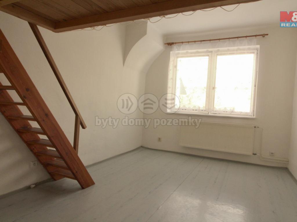 Pronajem bytu 2+1 64 m2
