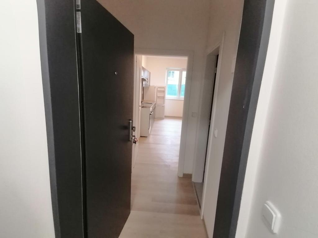 Pronájem bytu 1+kk 27 m2