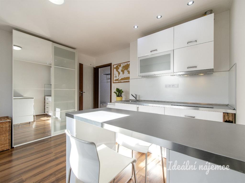 Pronájem bytu 1+kk 29 m2