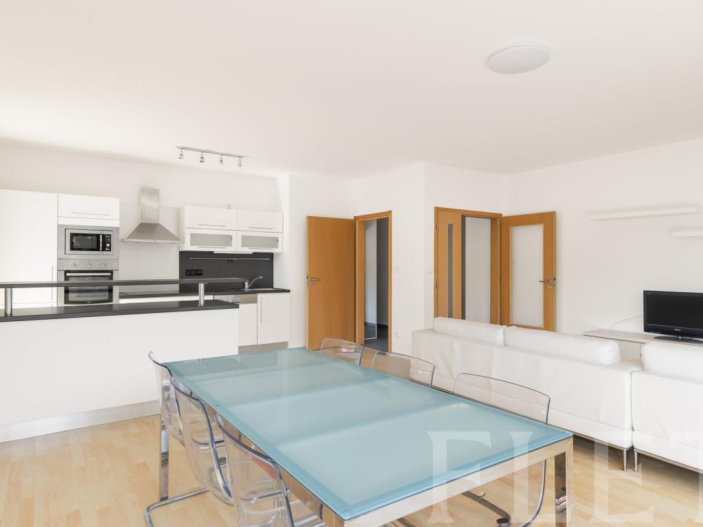 Pronájem bytu 3+kk 109 m2