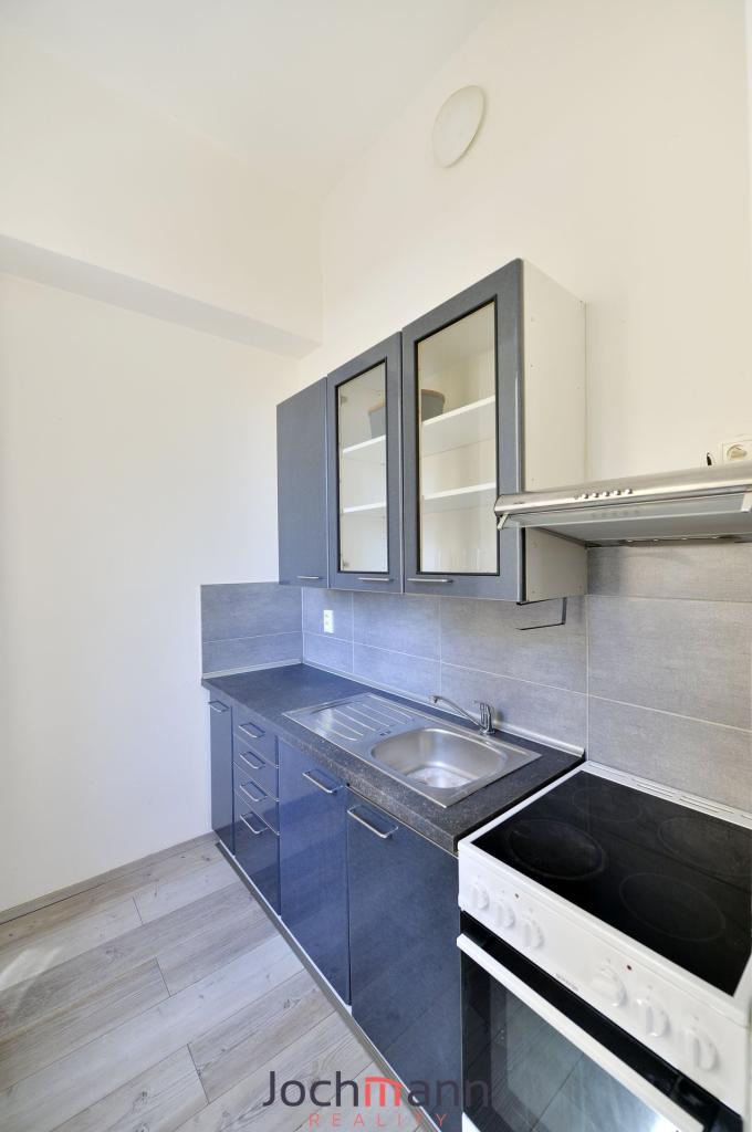 Pronájem bytu 1+kk 32 m2