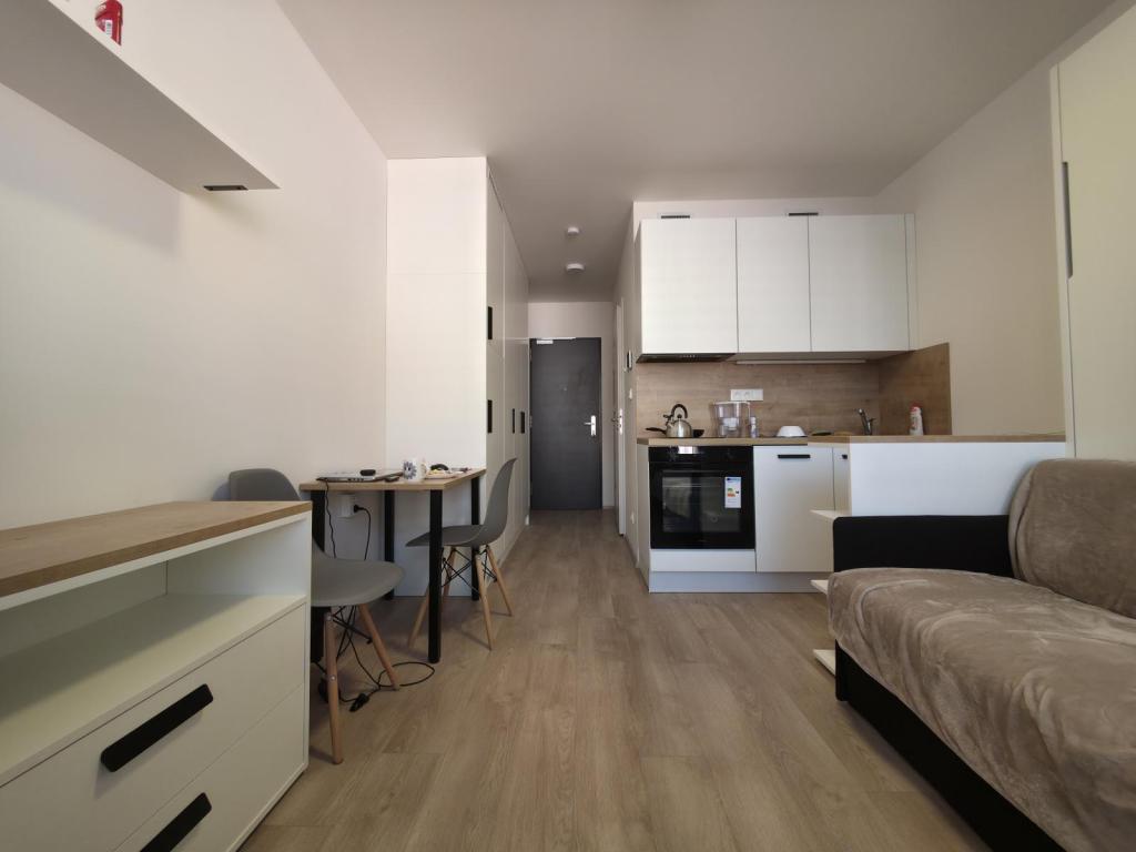 1-room apartment for rent · 20 m² · Praha — 804 €/mo