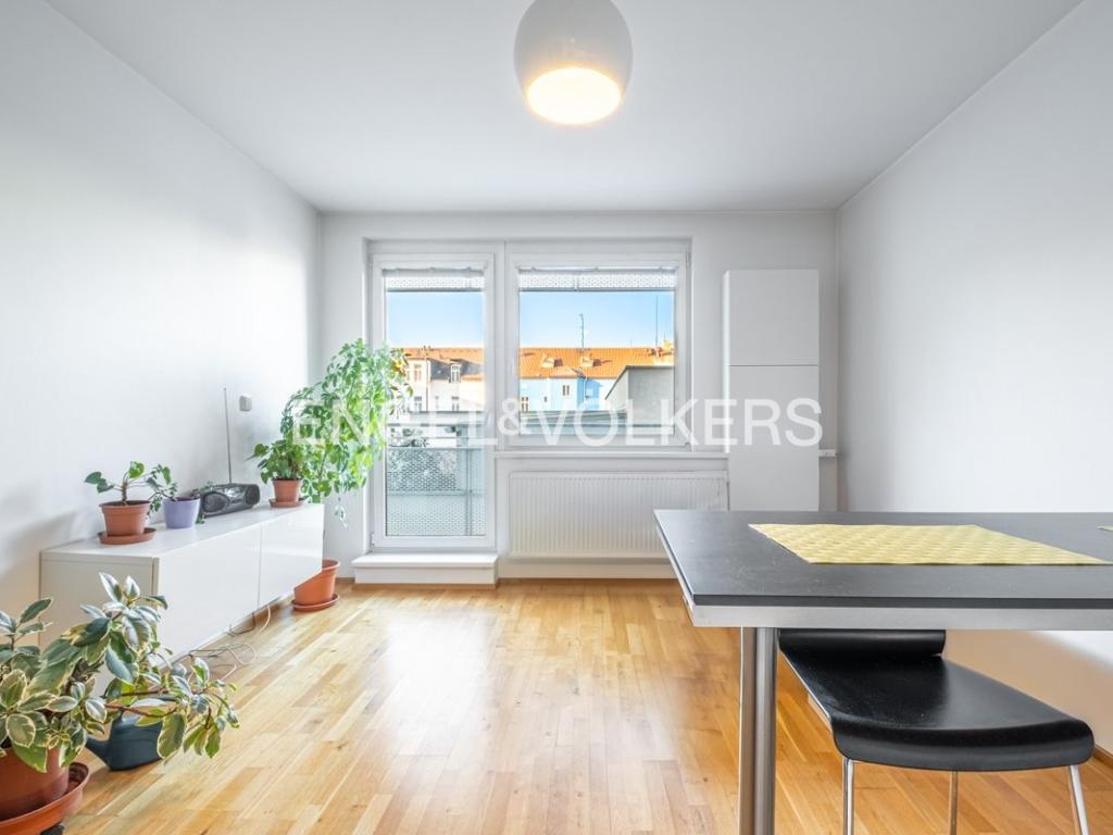 Pronájem bytu 1+kk 27 m2