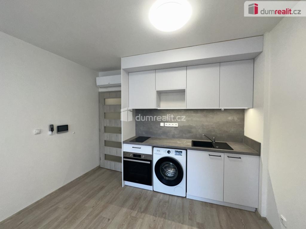Pronájem bytu 1+kk 25 m2